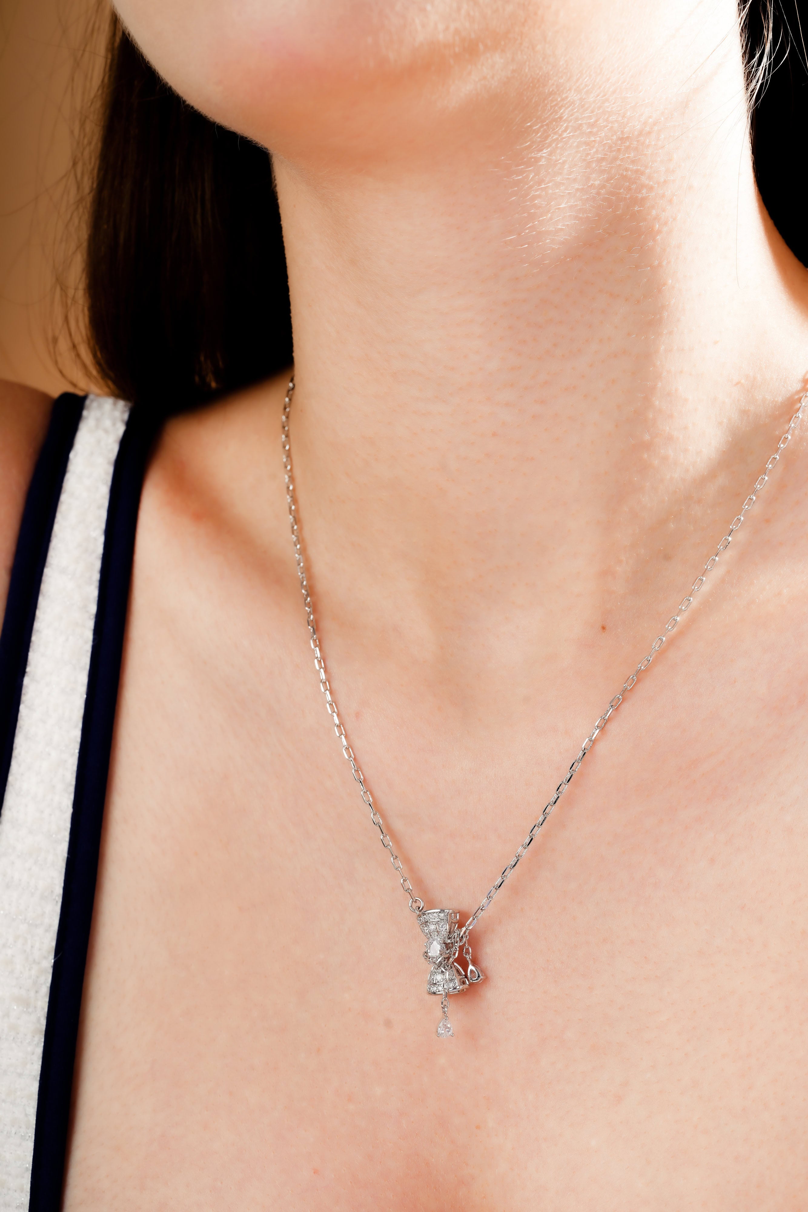 Elegant Bow Pendant Necklace for Women