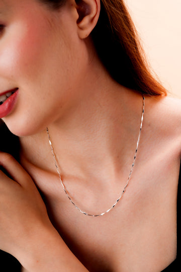 Reflective Bar Link Chain Necklace for Women
