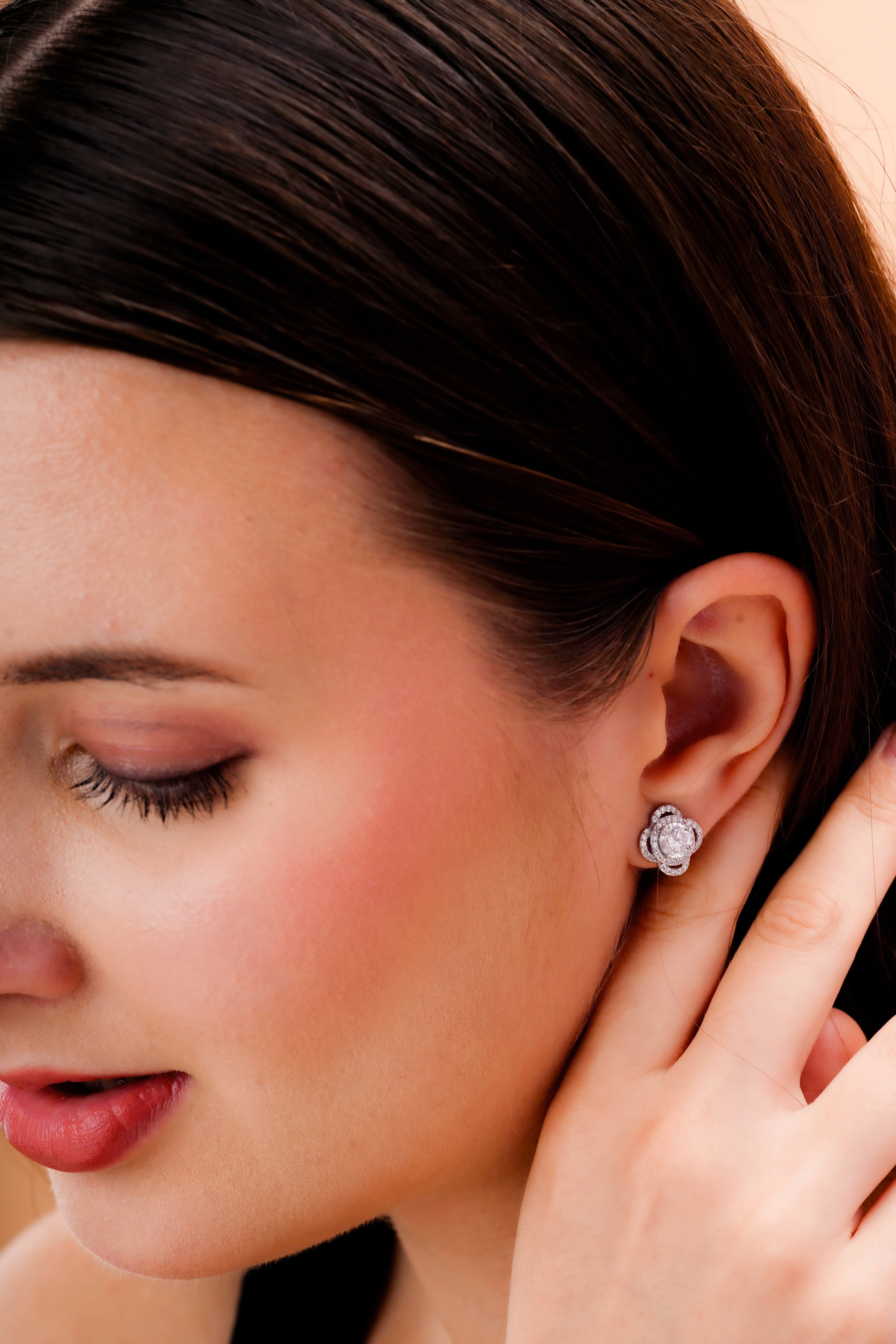 Four-Petal Halo Pendant and Stud Earring Jewelry Set
