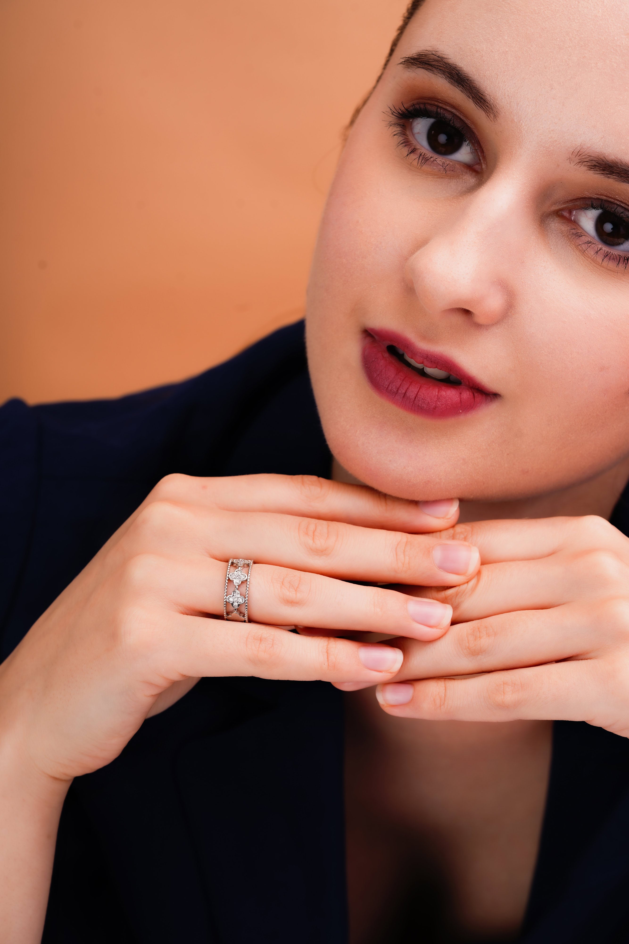 Clover Lattice Statement Band Ring for Women